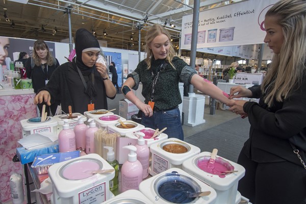 25769988787 D9237716a5 O